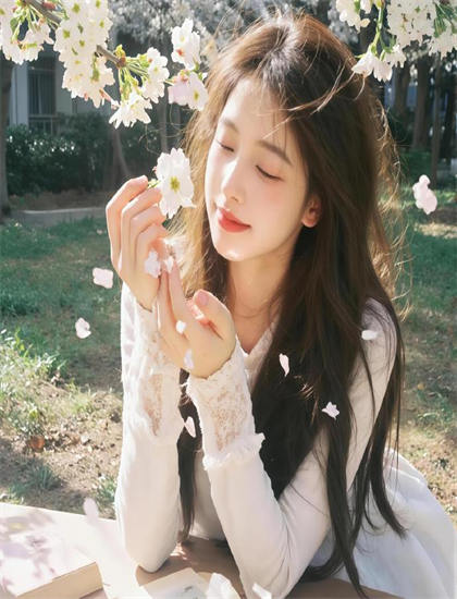 夏虫快播_花季传媒在线观看免费入口_ZHANGJINYU视频哪里有